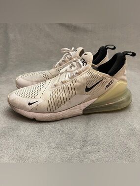 Nike Air Max 270 White/Black Low Top Lace Up Men's Sneakers, Size 12
